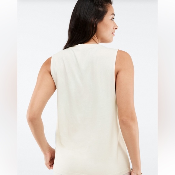 Fabletics weekend muscle tank NWT - Picture 2 of 3
